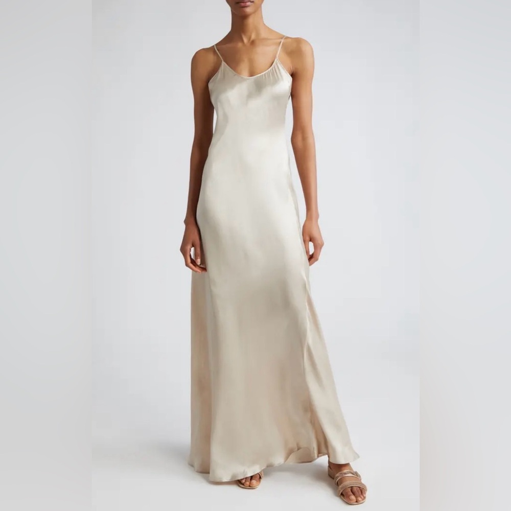 Eleventy Elegant Beige Silk Maxi Dress bias body con Kennedy wedding guest